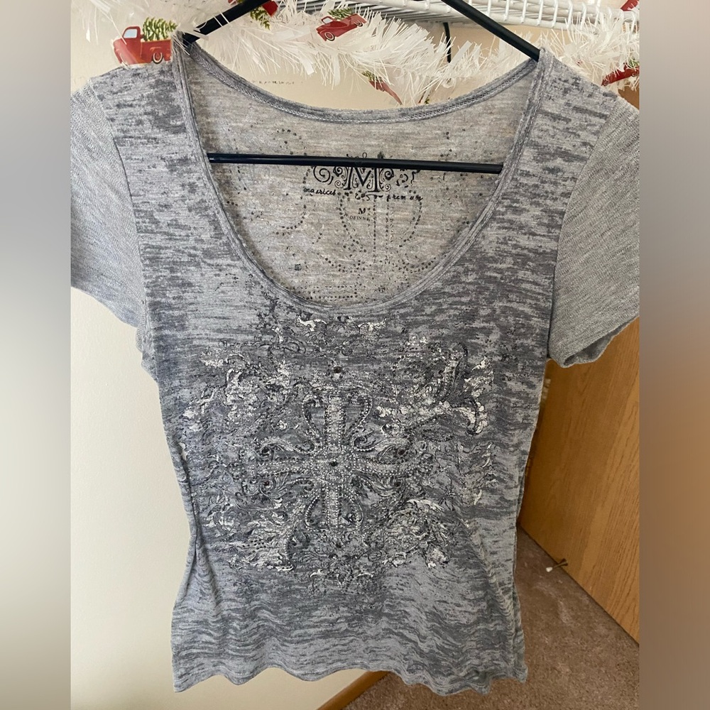 Women’s Y2K bedazzled cross t-shirt